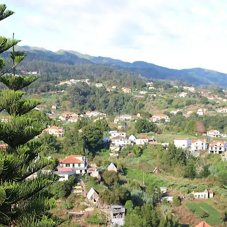 Residencial O Curtado Ξενοδοχείο Santana (Madeira)